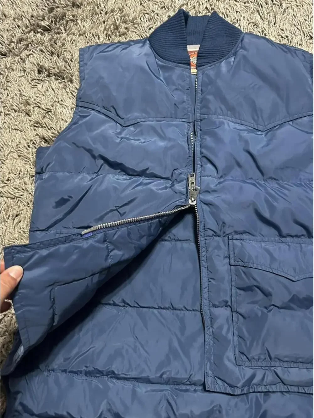 Vintage 80s Pioneer Wear Navy Blue Puffer Navy Vest Size M/L
